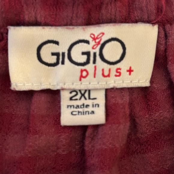 Red Tie Front Relaxed Blouse - Picture 2 of 8